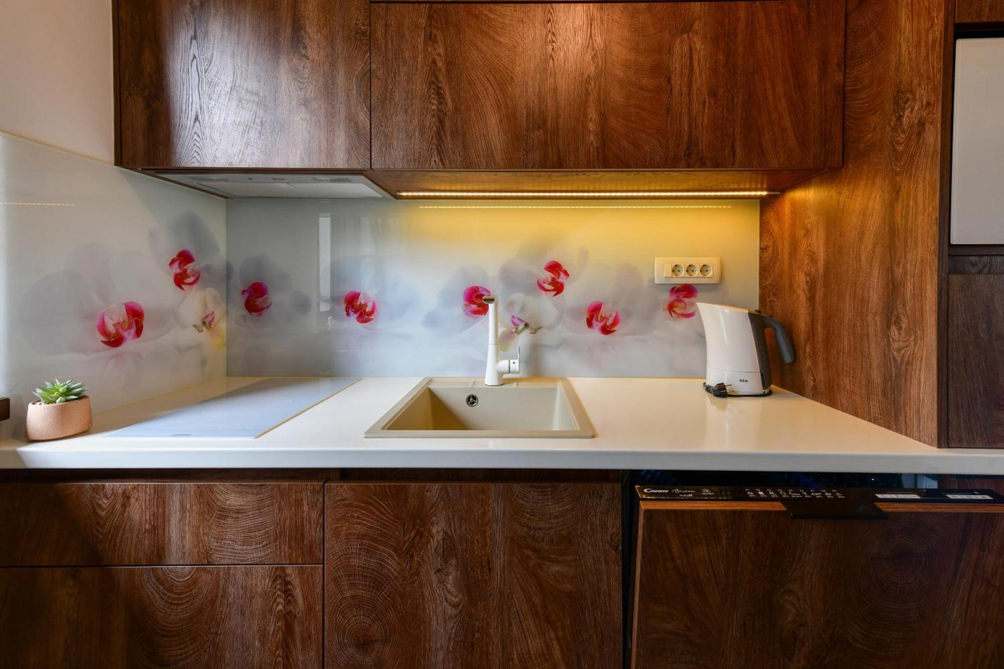 ラストヴァチャFlora Houseアパートメント 部屋 写真
